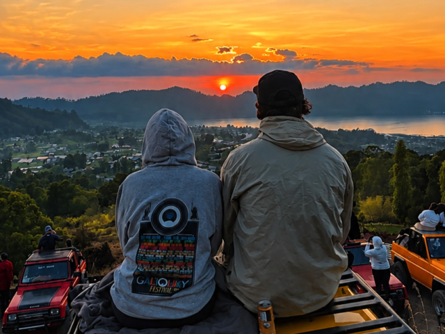 JEEP & OUTDOOR ADVENTURE
